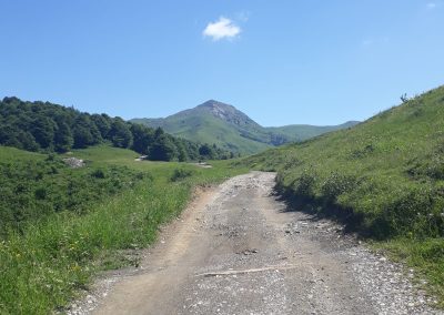 Escursione rifugio nicola e piani di artavaggio dal culmine di san pietro
