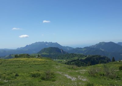 Escursione rifugio nicola e piani di artavaggio dal culmine di san pietro