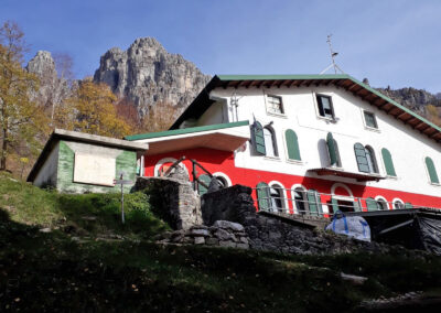 Rifugio Capanna Monza e Passo del Fò da Erve (Lecco)