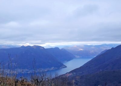 Monte Bollettone e Capanna Mara, anello da Alpe del Vicerè (Como)