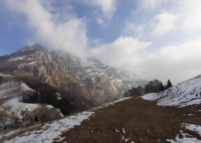 Escursione anello Piani d’Erna e Rifugio Stoppani da Versasio (Lecco)