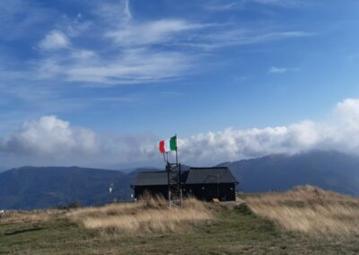 Monte Chiappo e Monte Ebro, escursione da Pian del Poggio (Pavia)
