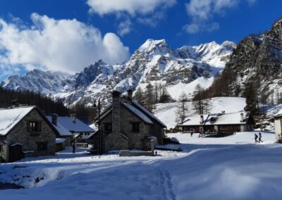 Crampiolo e Lago del Devero, escursione da Alpe Devero (Verbania)