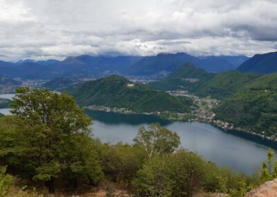 Sasso Paradiso, Punta paradiso e Monte Derta, anello da Porto Ceresio (Varese)